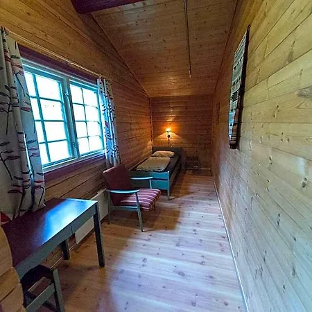 Dombas Hostel * דומבס