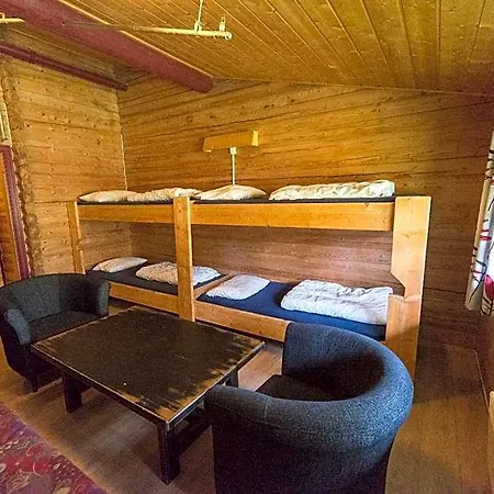 Dombas Hostel מלון *
